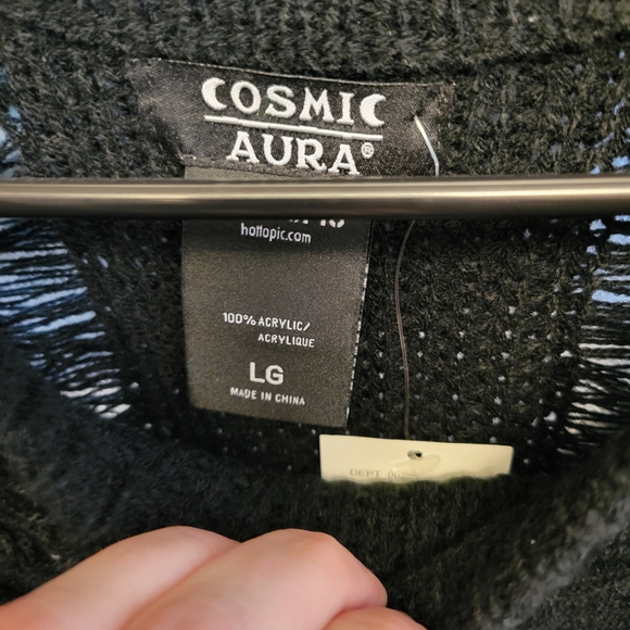 Nwt Hot Topic Black Distressed Knit Sweater - Picture 3 of 4